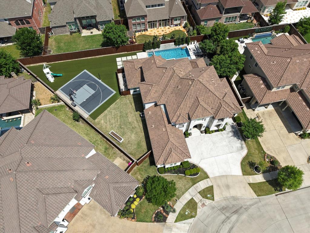 Richwoods Ph Twenty - Residential