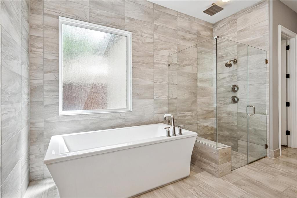 Richwoods Ph Twenty - Residential