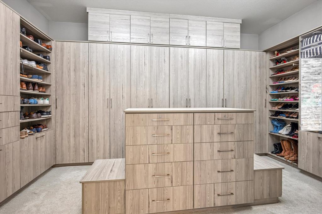 Richwoods Ph Twenty - Residential