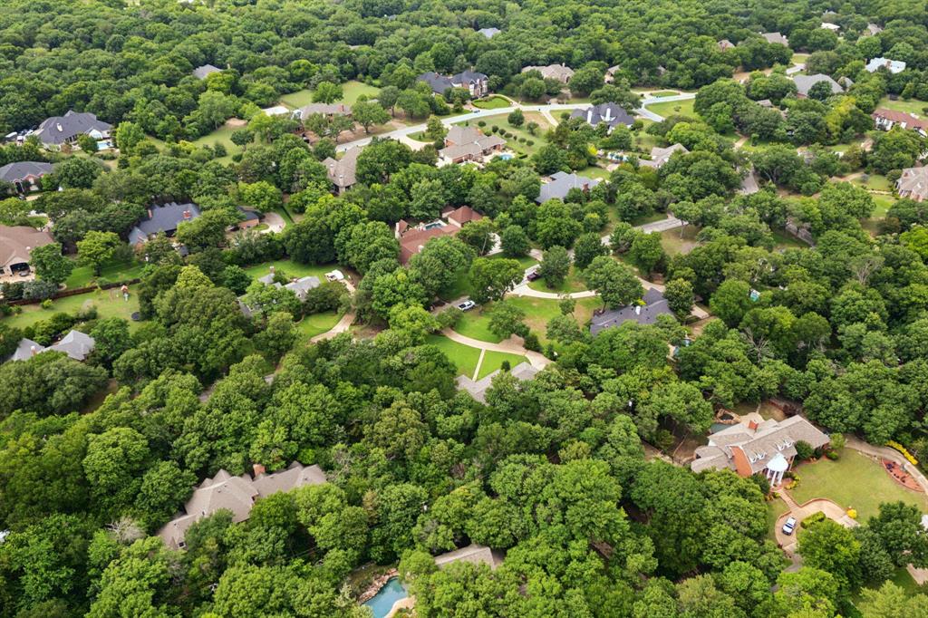 780 River Oak