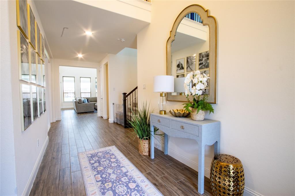 2811 Silver Leaf Drive