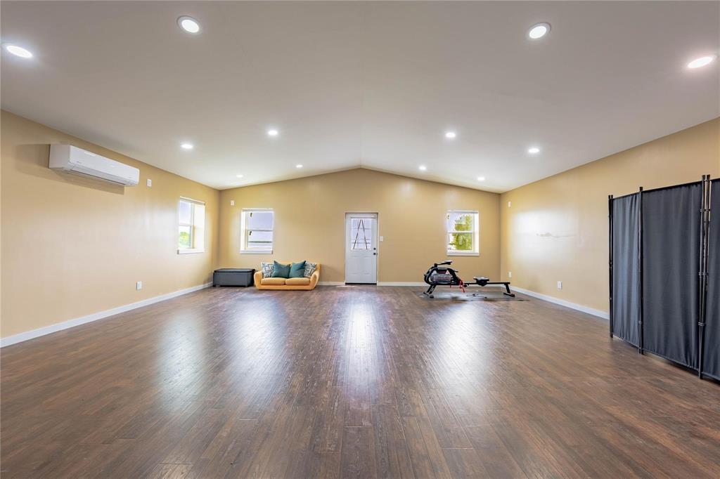 PRITCHETT S E SUB - Residential