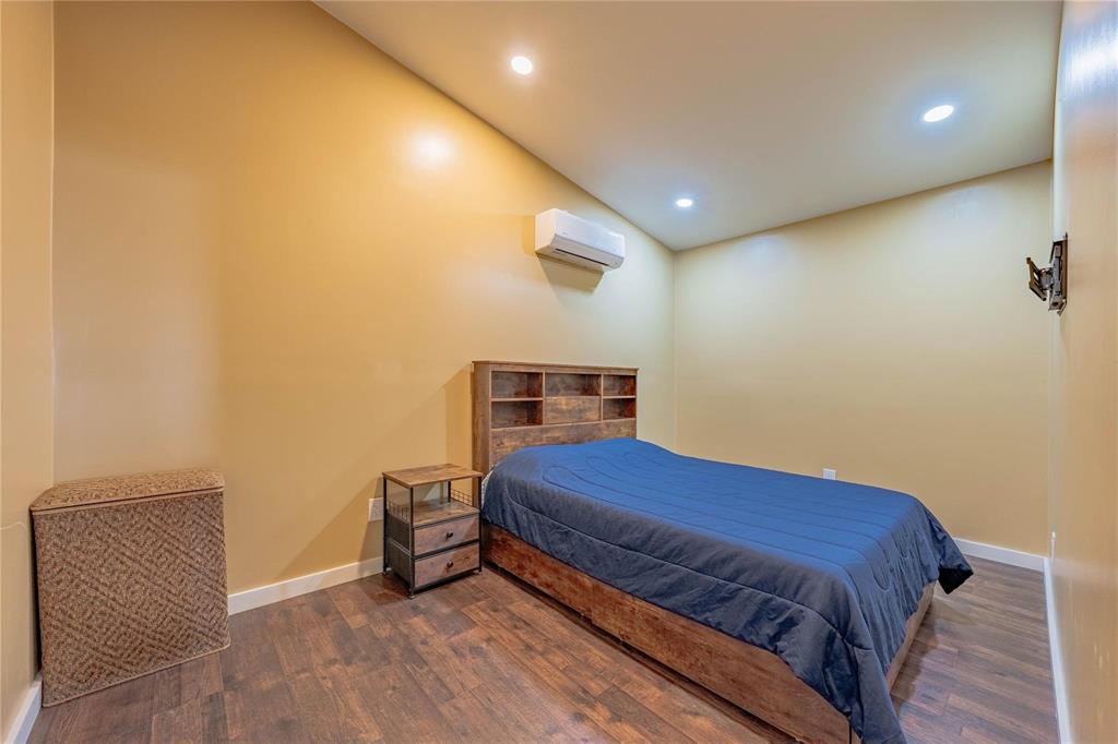 PRITCHETT S E SUB - Residential