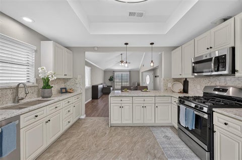 Tiny photo for 806 Creekside Drive, Euless, TX 76040 (MLS # 21387503)
