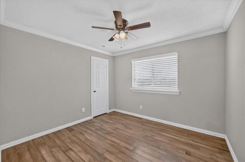 Tiny photo for 806 Creekside Drive, Euless, TX 76040 (MLS # 21387503)
