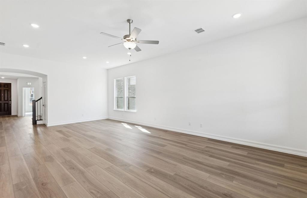 5866 Blackwell Avenue