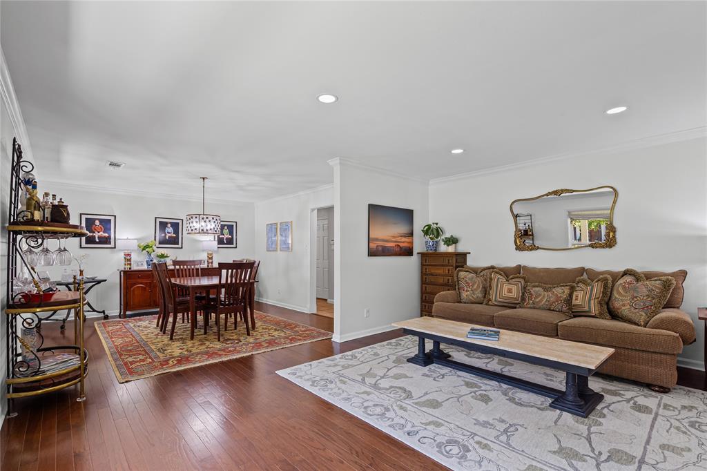 3851 Boca Bay
