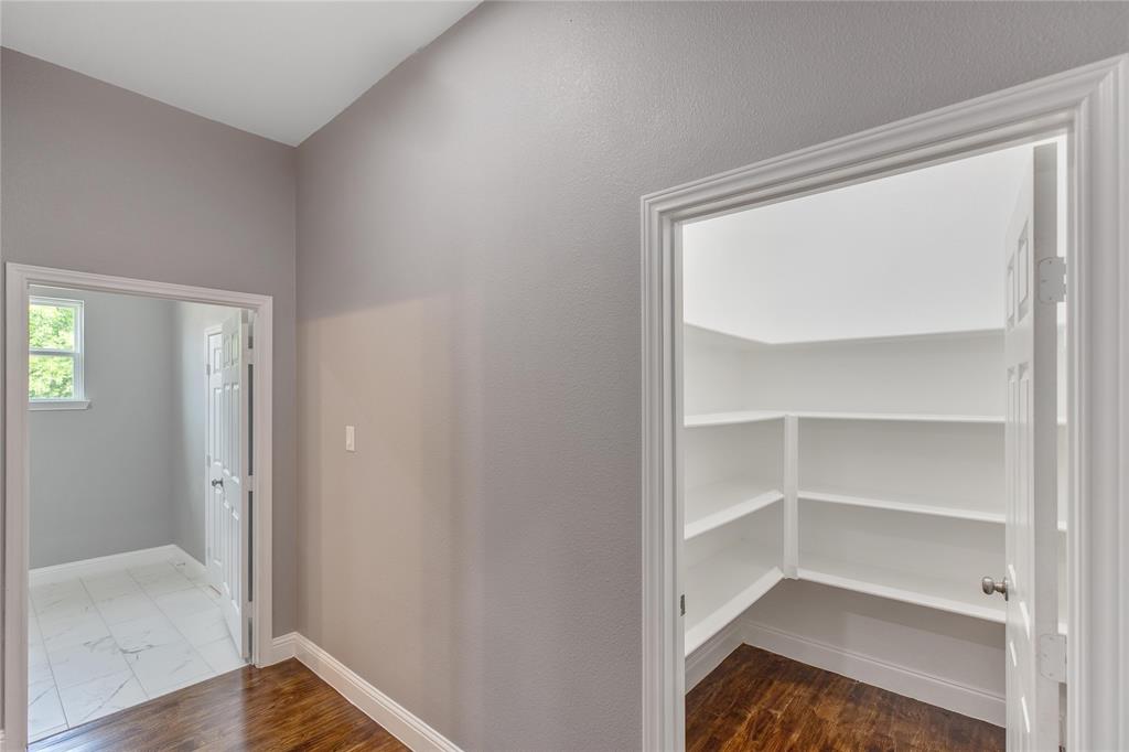 Waters Edge - Residential