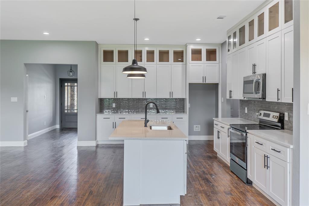 Waters Edge - Residential