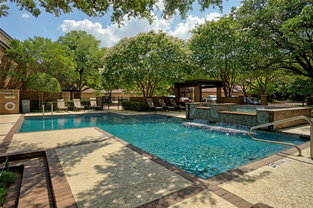 Lakes of Bent Tree Condo - Residential