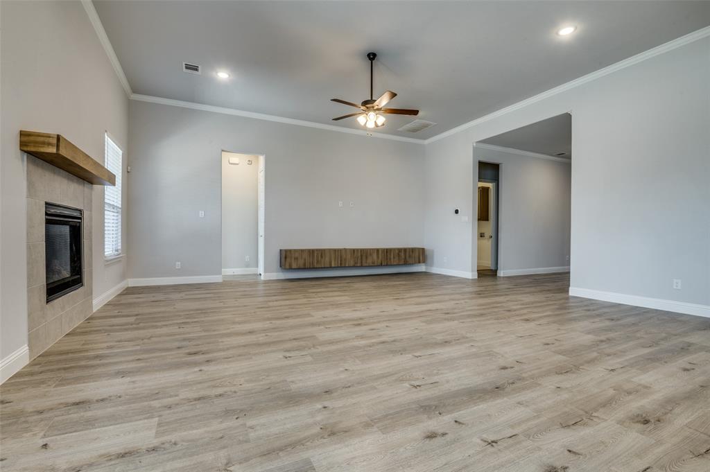 5208 Vista Lago Way