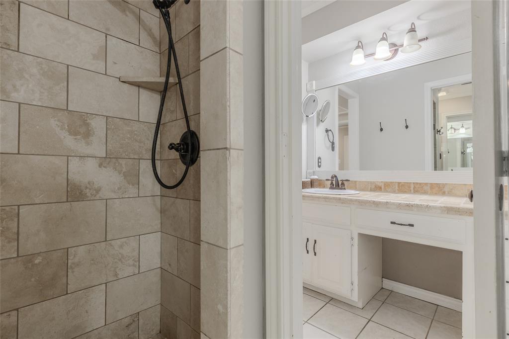 Regency Park 1 - Residential Lease