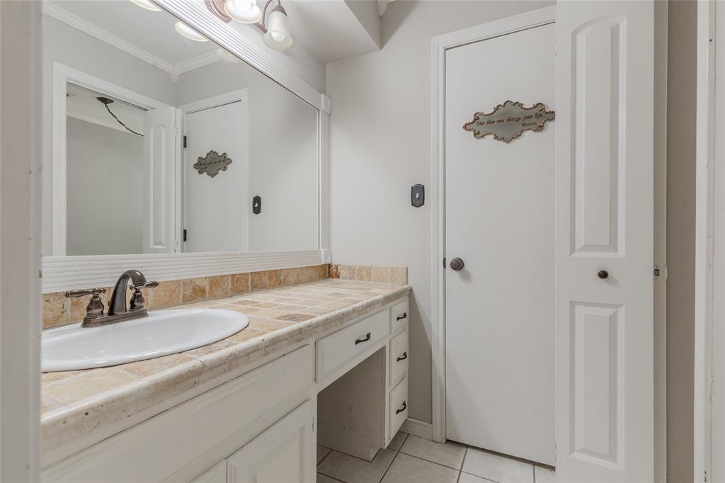 Regency Park 1 - Residential Lease