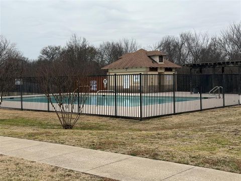 Tiny photo for 102 Stoney Creek Lane, Terrell, TX 75160 (MLS # 21099826)