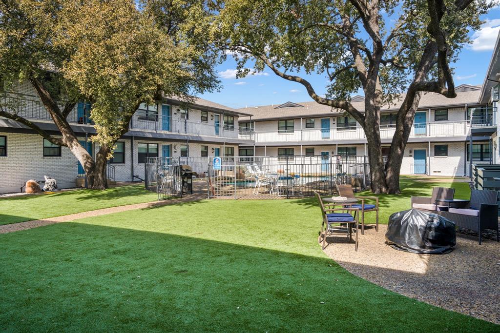 3913 Inwood Road 2006