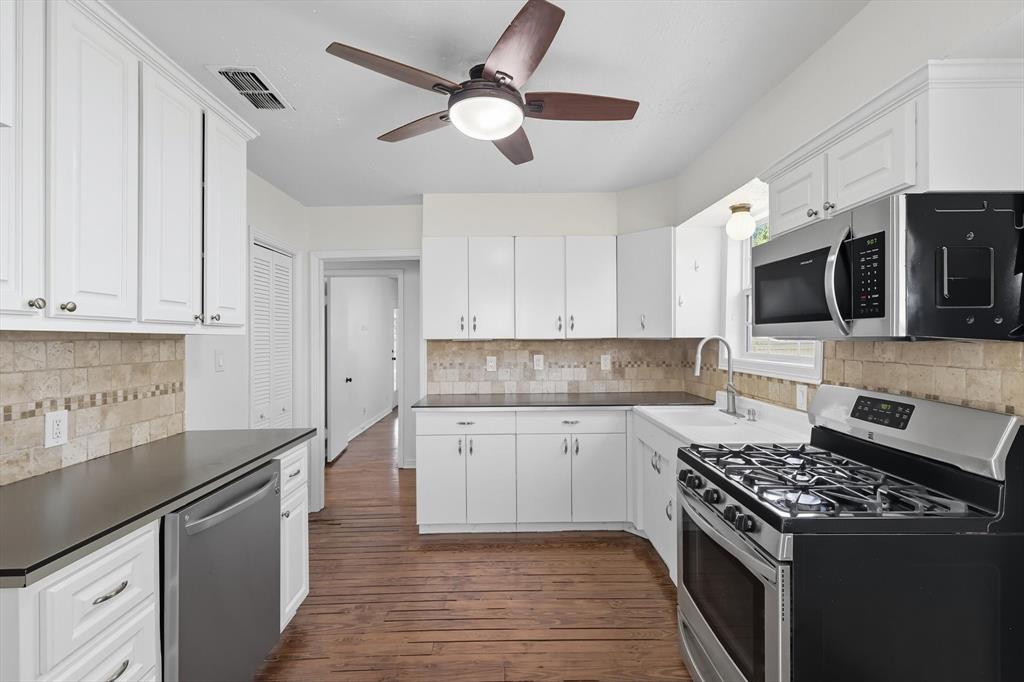 Windsor Place Add - Residential