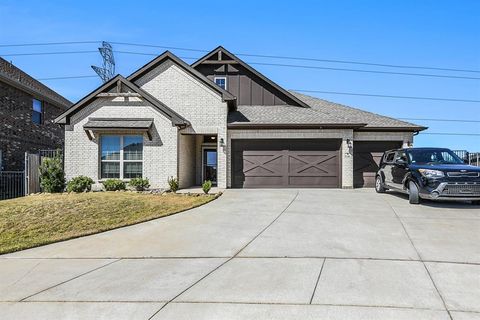 3248 Greenway Drive Burleson TX 76028