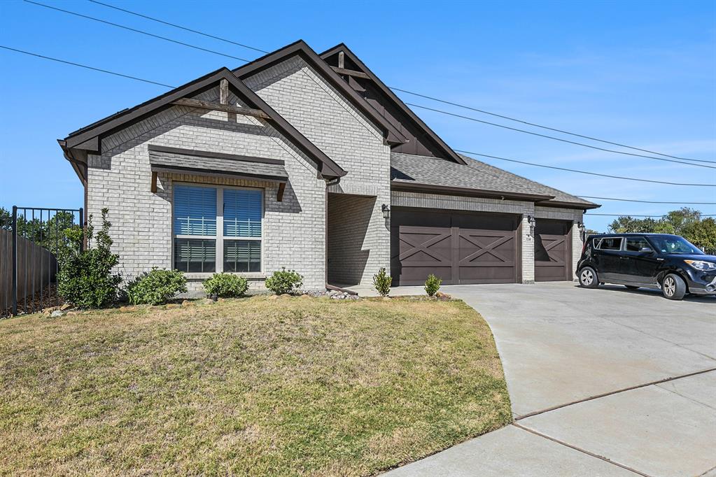 3248 Greenway Drive