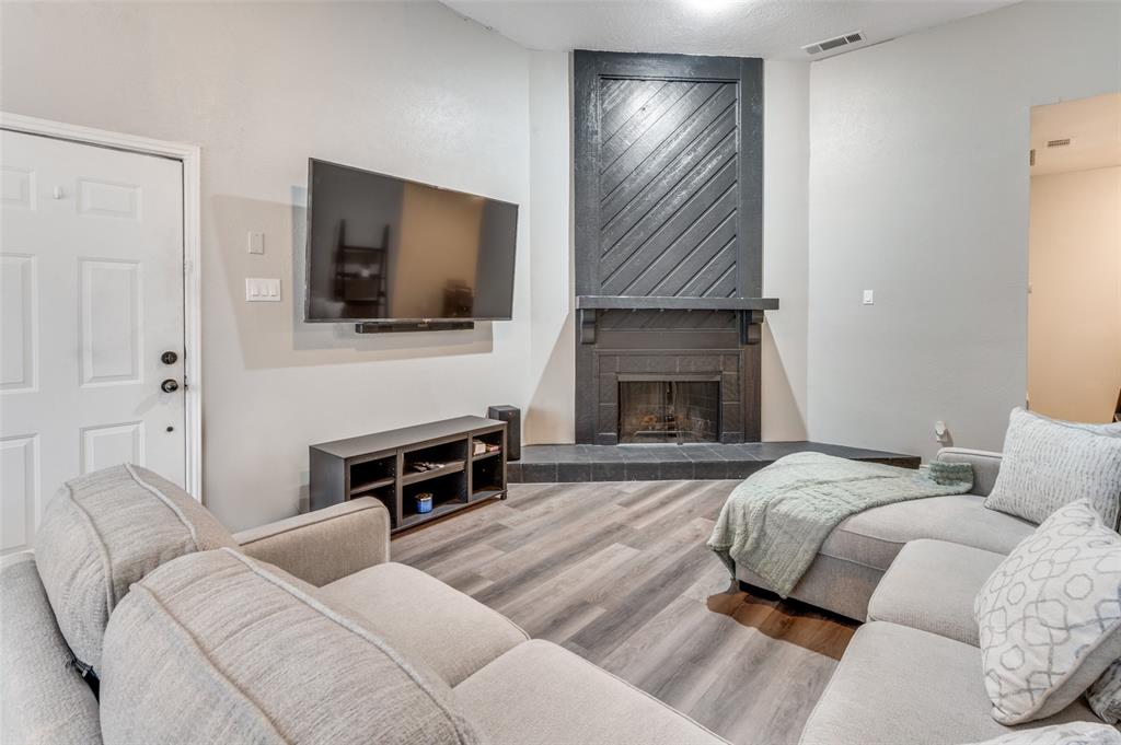 Cantor Park Condo - Residential