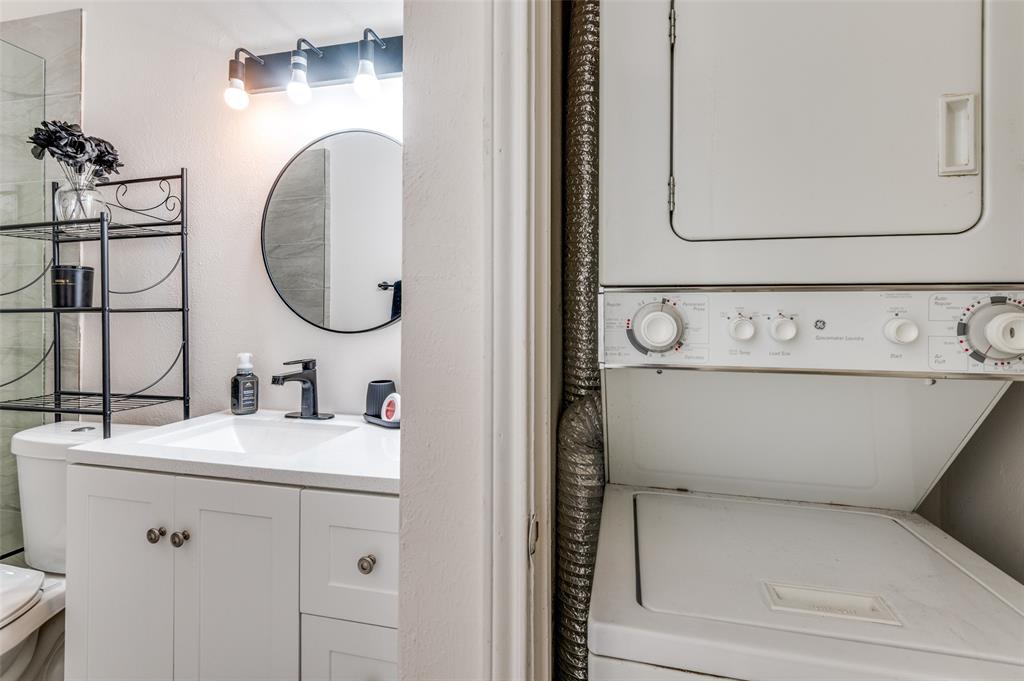 Cantor Park Condo - Residential