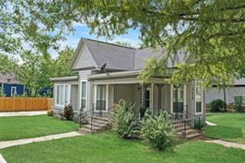 308 E Main Street Whitesboro TX 76273