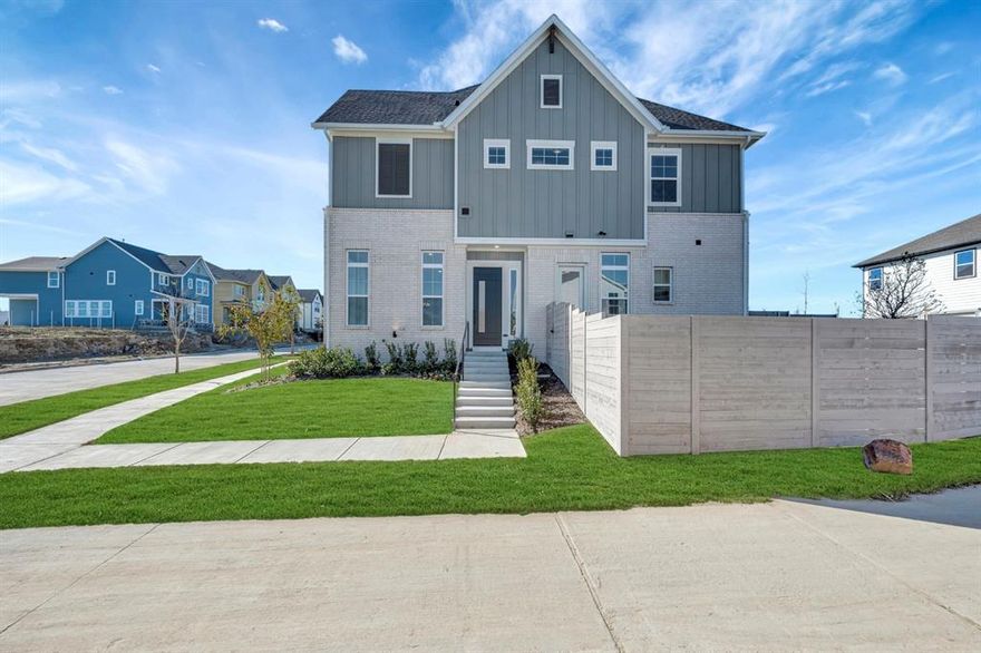 Classic, contemporary and innovative design come together in The Beltran by David Weekley Homes floor plan for Painted Tree Woodland West. Open-concept family and dining spaces showcase our LifeDesign? refinements that grant this floor plan exceptional style and livability.

Gather around the kitchen island to enjoy delectable treats and celebrate special achievements. The Owner’s Retreat is privately situated away from the home’s gathering spaces and showcases a lovely Owner’s Bath and a spacious walk-in closet.

Two additional bedrooms are nestled on the top level, providing splendid spaces for guests, growing residents or home offices.
