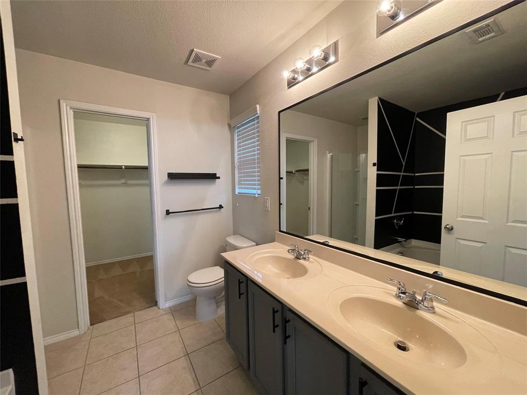 Parks At Boat Club The - Residential Lease