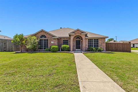 Photo of 7202 Maplewood Drive, Rowlett, TX 75089 (MLS # 21258966)