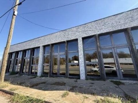 602 S Armstrong Denison TX 75020