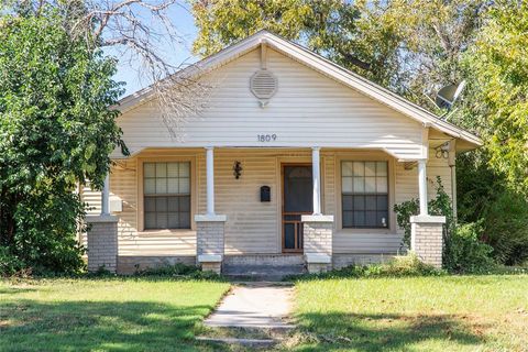 1809 Durham Avenue Brownwood TX 76801