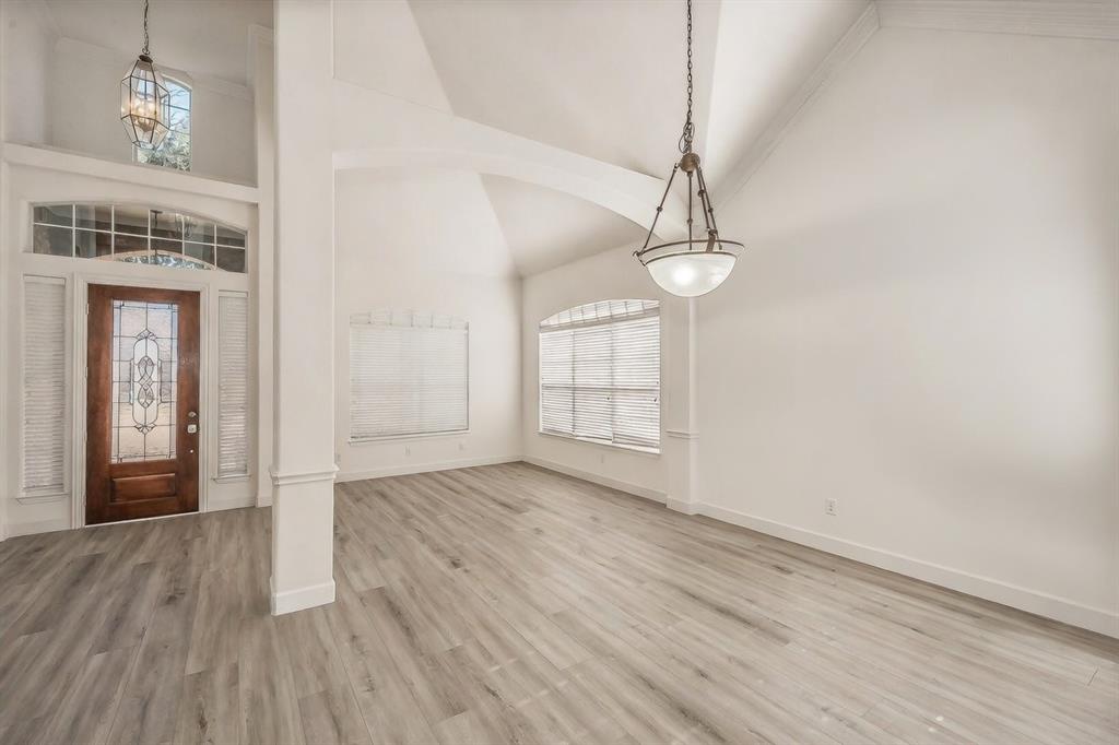 3221 Summerfield Drive