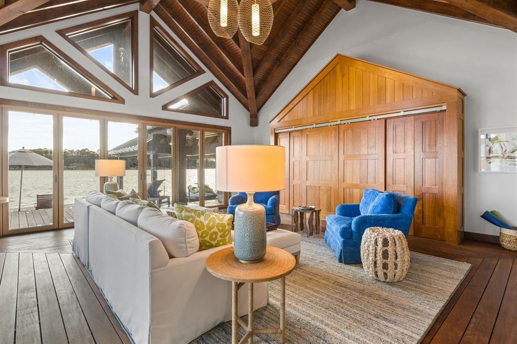 Eagle Point - Residential