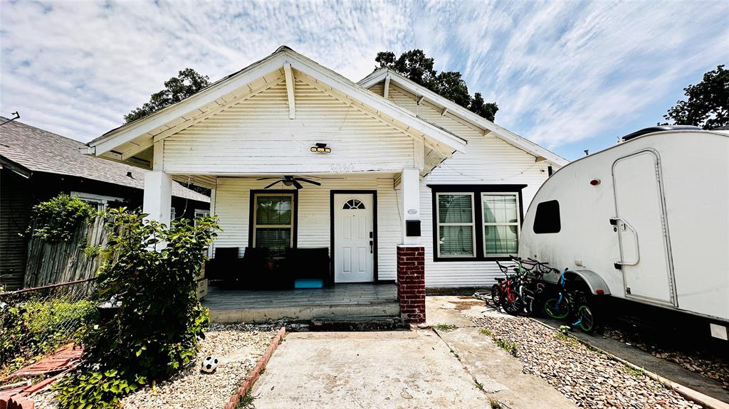 3030 Warren Avenue
