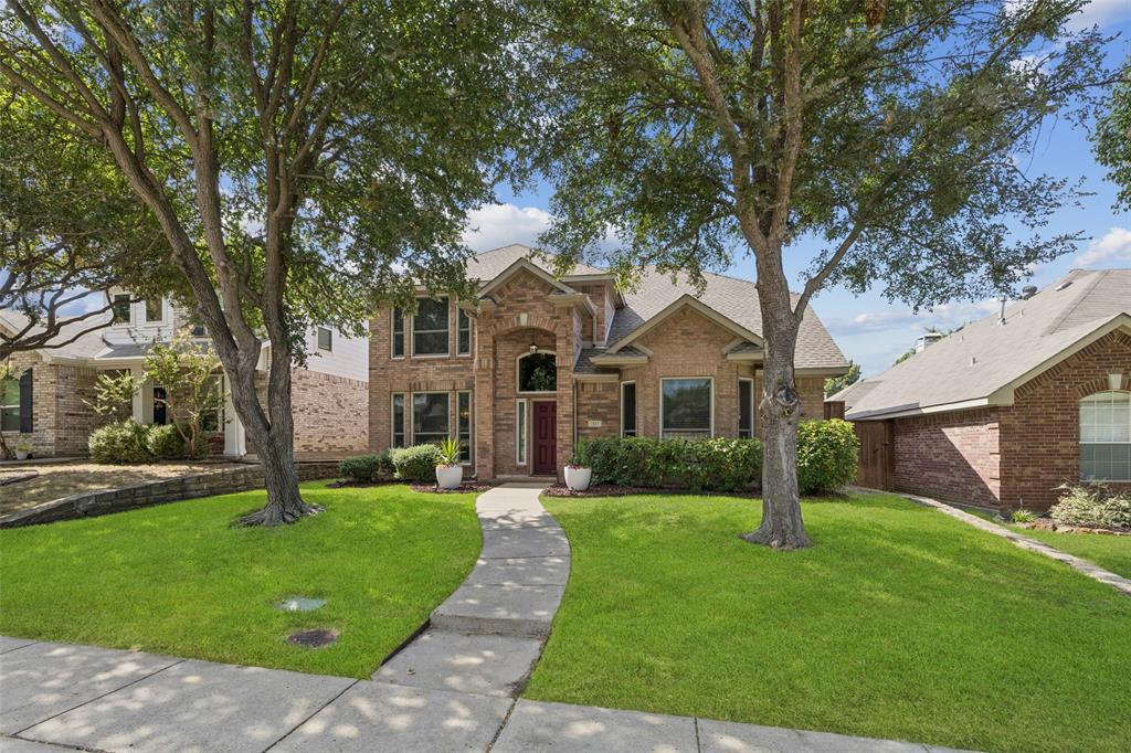 2115 Crestlake Drive