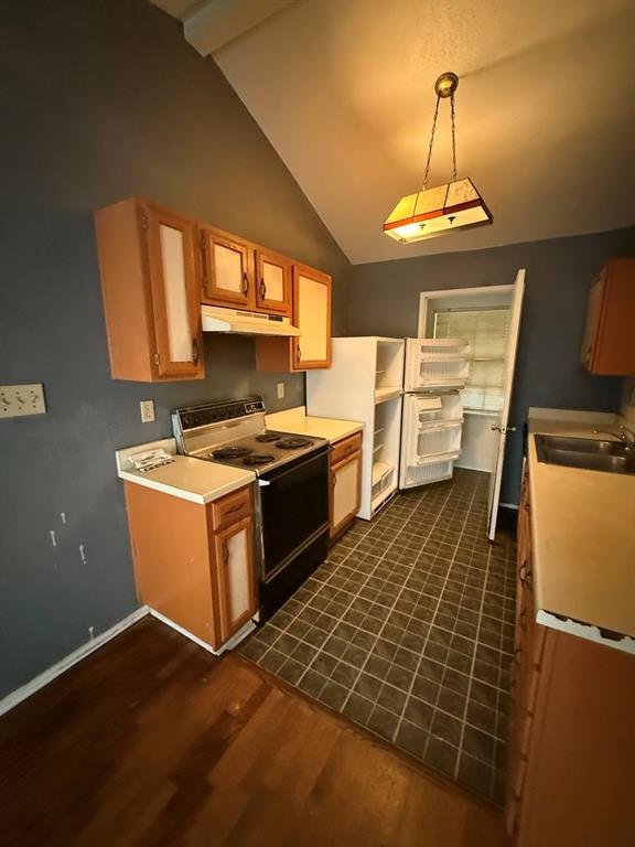 2408 Limestone Drive