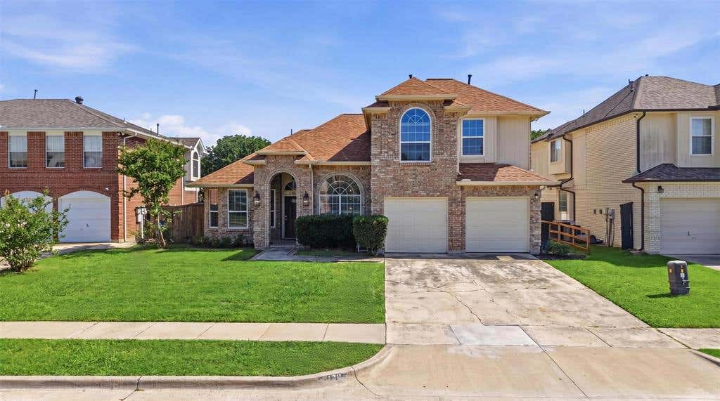 Photo of 1136 Breezewood Drive, Lewisville, TX 75077 (MLS # 21241239)