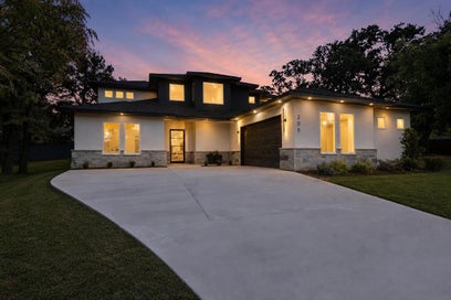 205 Familia Court Azle TX 76020