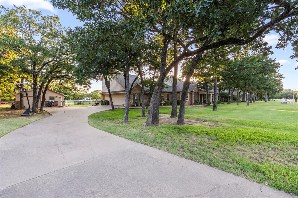 3900 Creekside Court