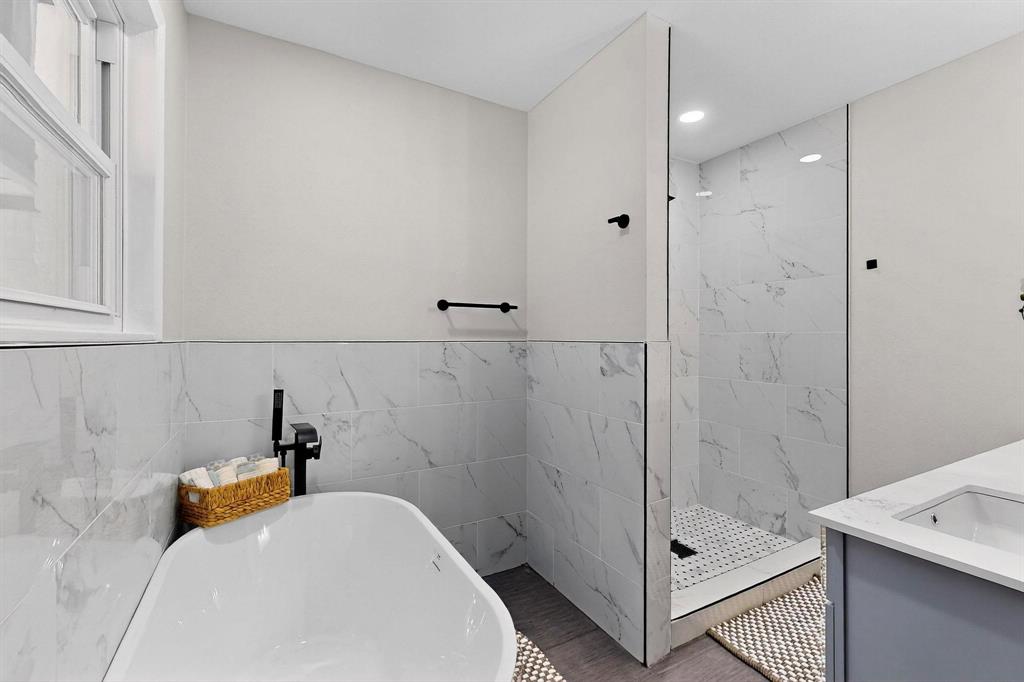 Eastwood Estates 3 - Residential Lease