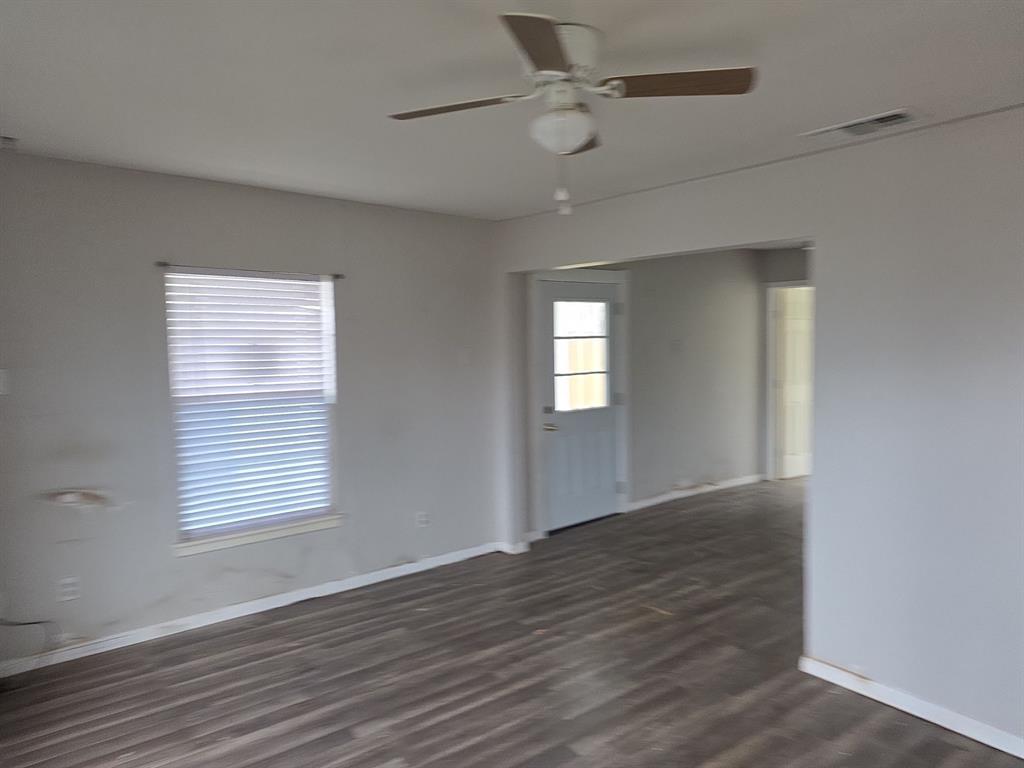 302 E Gertrude Street