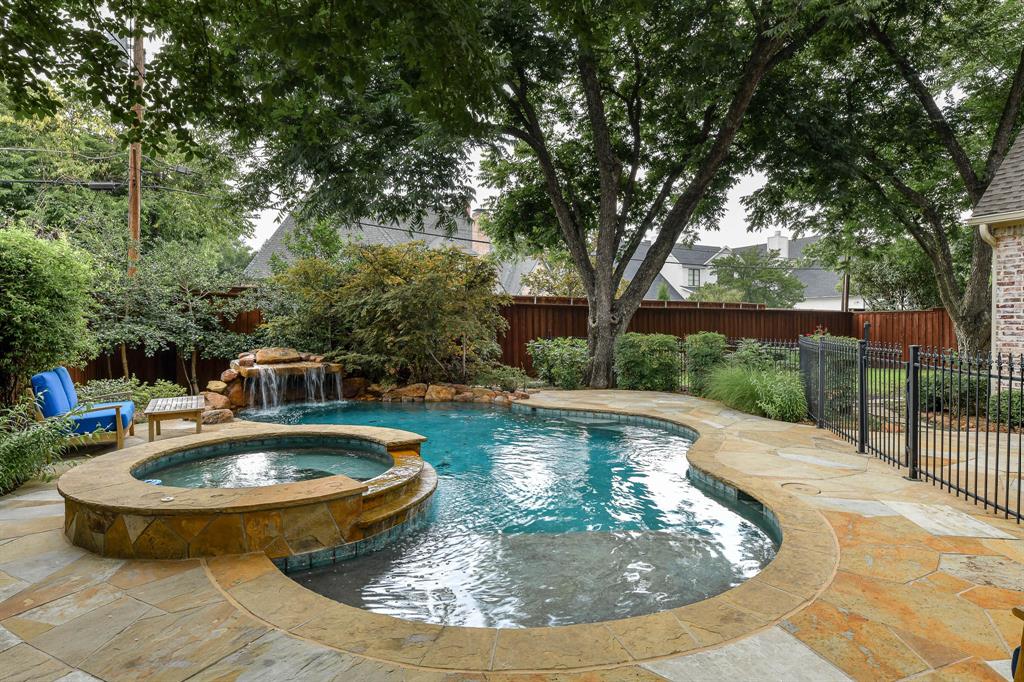 Preston Royal - Residential