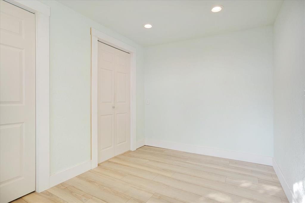 JS GUEST - Residential