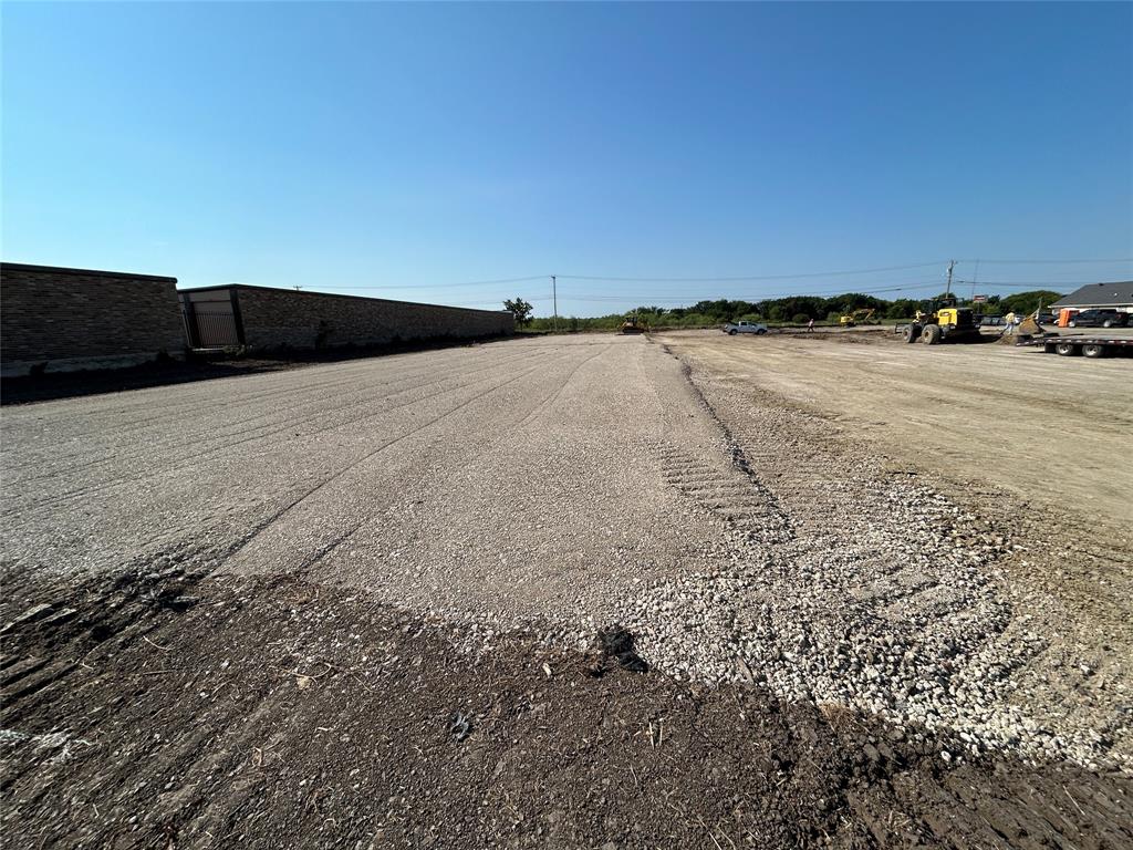 2200 Traders Road 202