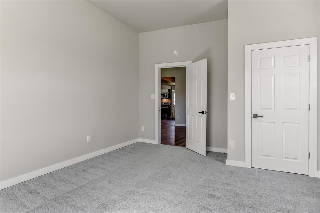 PERRYS ED 1ST - Residential Lease