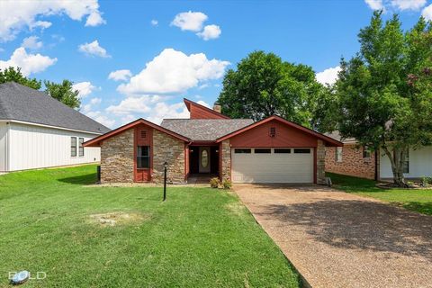 A home in Benton