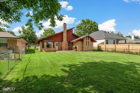 A home in Benton