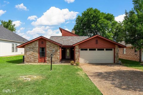 A home in Benton