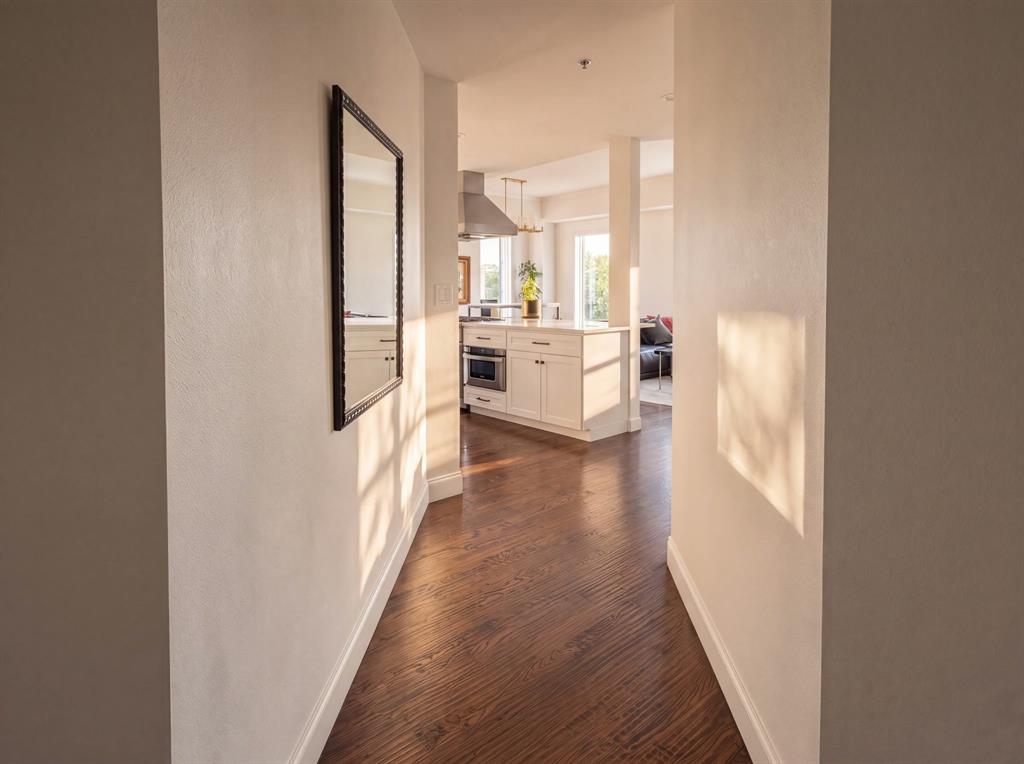4611 Travis Street 1100