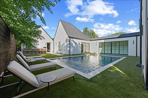 Tiny photo for 5839 Richmond Avenue, Dallas, TX 75206 (MLS # 21168626)