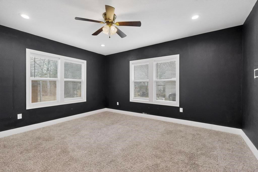 Town - Waxahachie - Residential